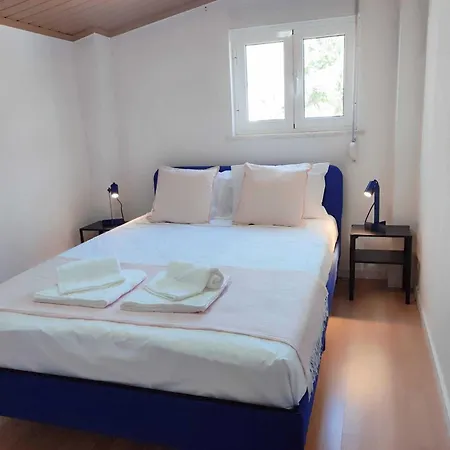 Cantinho Da Charneca ロッジ *