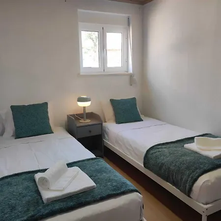 Cantinho Da Charneca ロッジ *