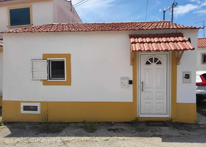 Cantinho Da Charneca Madalena (Tomar)